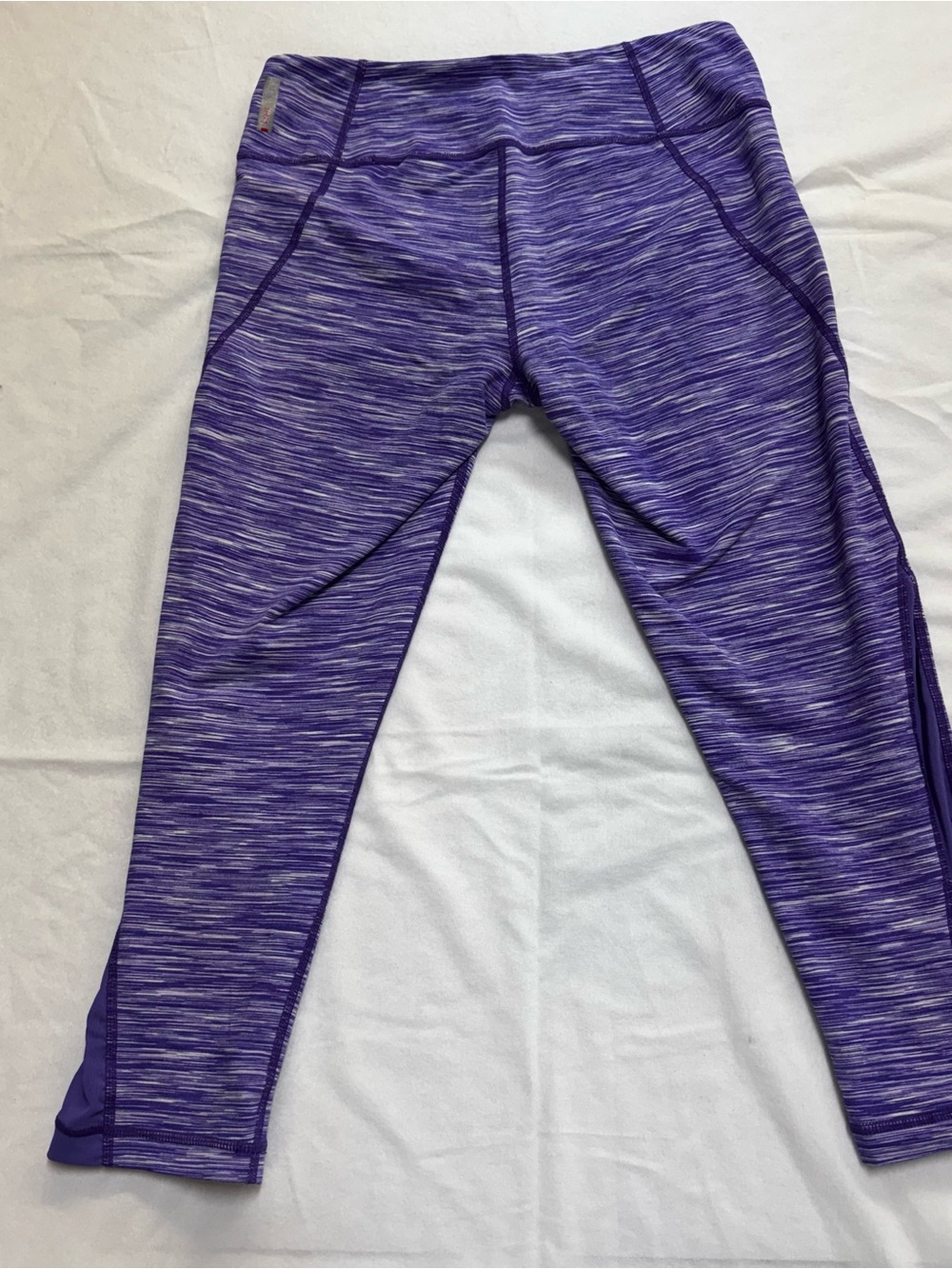 Zella Purple Women’s Live-In Purple Mesh Capri Leggings Size Medium Yoga Pants